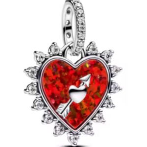 Σύμβολο κρεμαστό καρδιά κόκκινη  με μοτιβο καρδιά και τόξο με πετραδάκια ασήμι 9