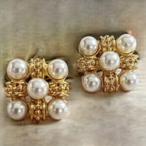 Σκουλαρίκια vintage τετράγωνα χρυσά με πέρλες ατσάλι